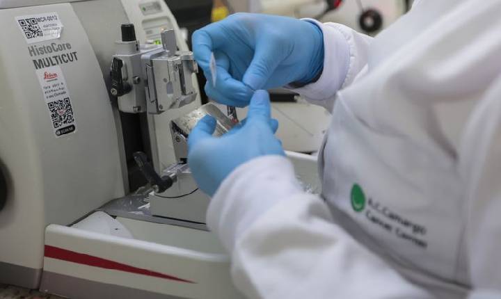 Cura de câncer de próstata pode chegar a até 98%