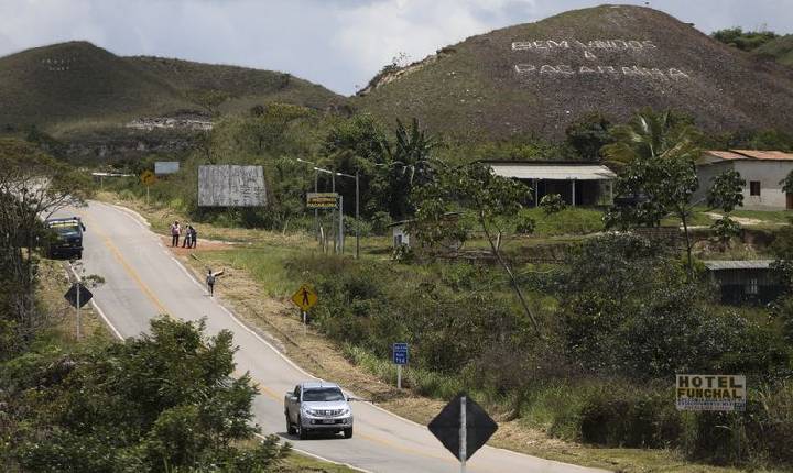 Justiça suspende emissão de títulos em terras de fronteira