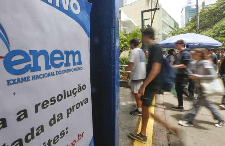 MEC permitirá uso das três últimas notas do Enem no Sisu 2026
