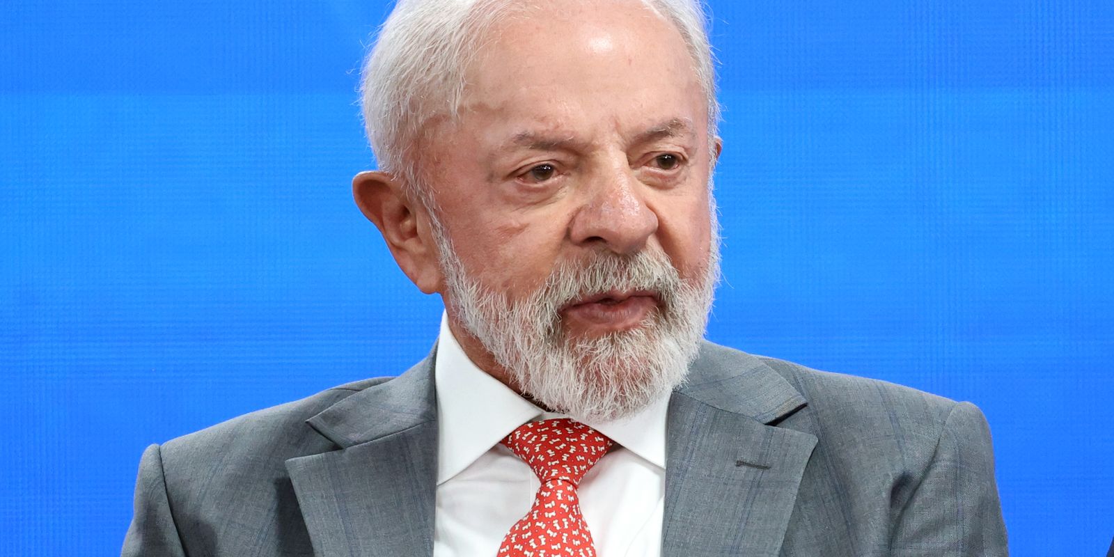 Lula reúne STF, BC, PF e Receita para debater combate ao crime 