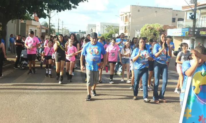 Monte Carmelo promove 1ª caminhada pelo autismo