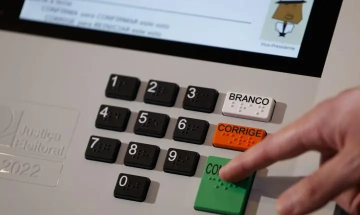 TRE-RJ pede que eleitores confiram se locais de votação se mantêm